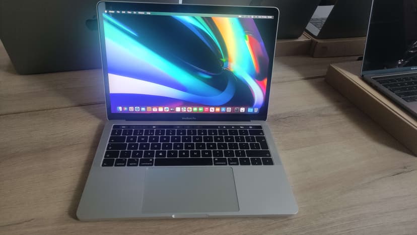 Apple Macbook Pro 13 2018 A1989