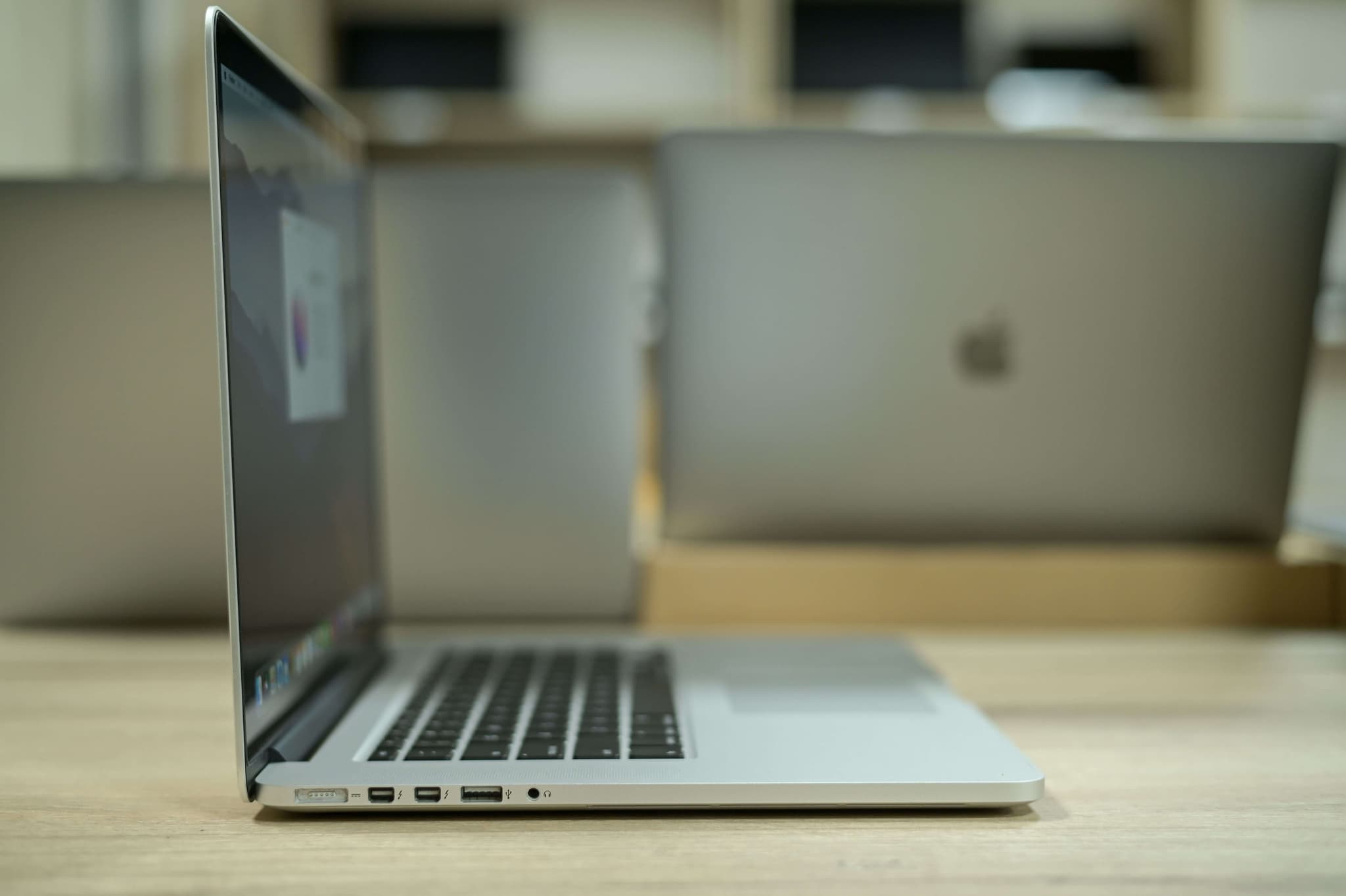Apple Macbook Pro А1398 2015 image 2