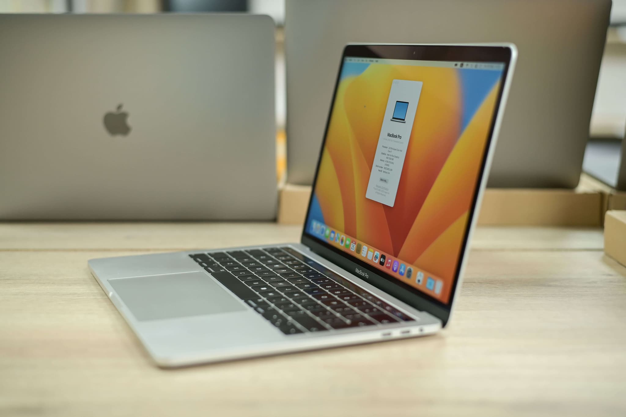 Apple Macbook Pro A1989 2019 image 3