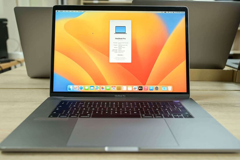 Apple Macbook Pro A1707 2017