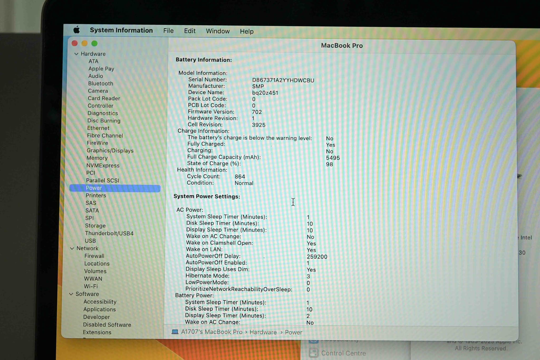 Apple Macbook Pro A1707 2017 image 7