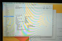 Apple Macbook Pro A1707 2017 image 8