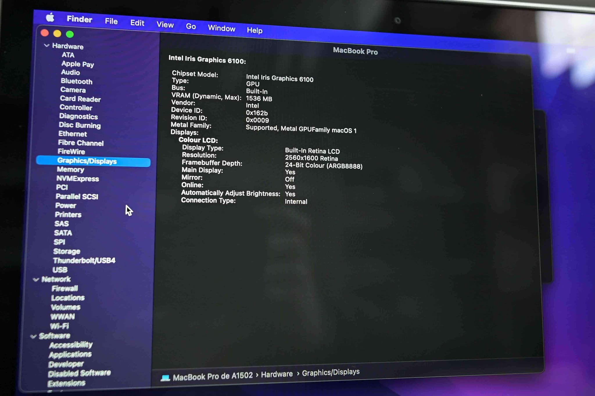 Apple Macbook Pro A1502 2015 image 8