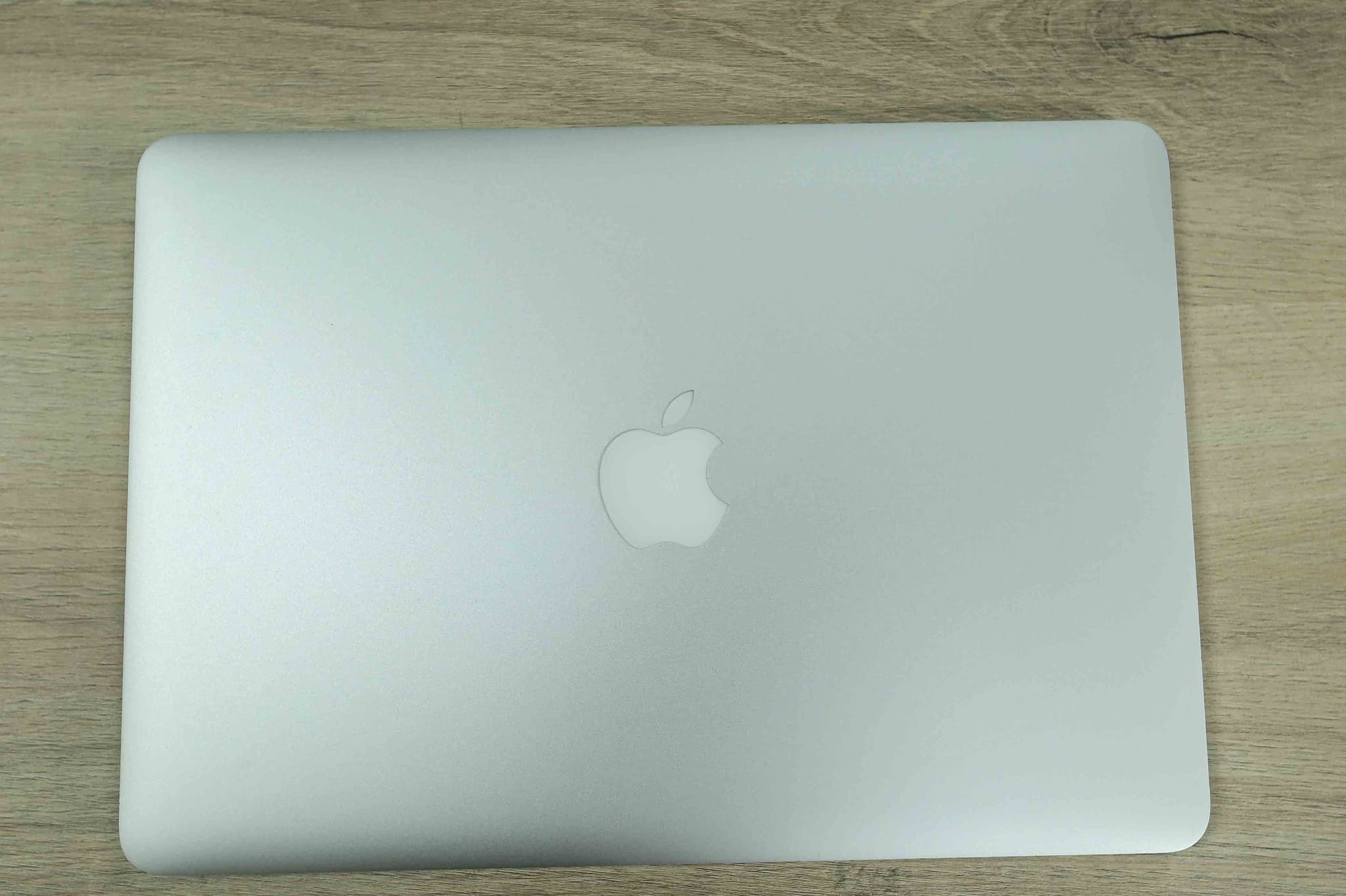 Apple Macbook Pro A1502 2015 image 11