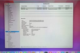Apple Macbook Pro A1465 2015 image 9