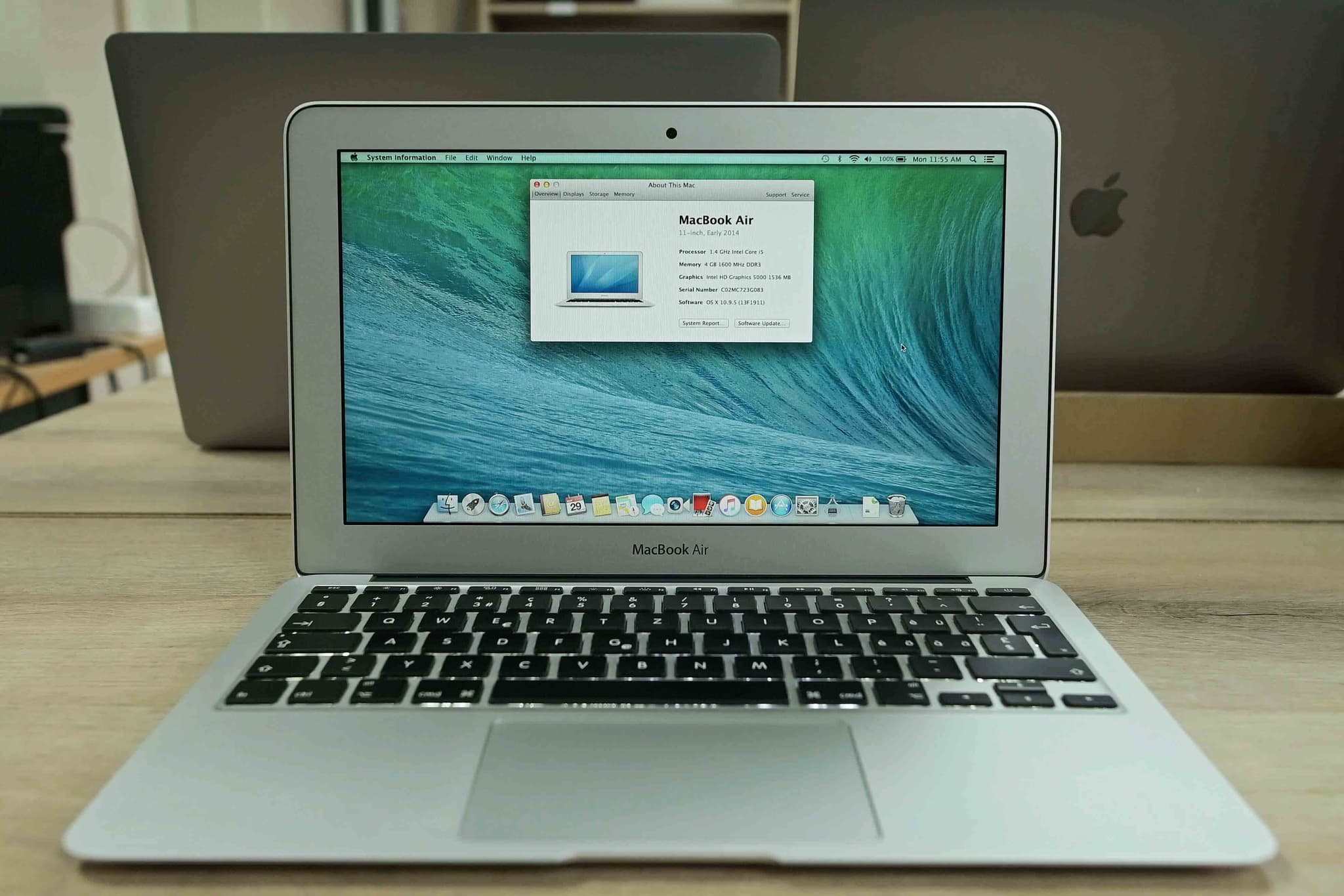 Apple Macbook Pro A1465 2014 image 0