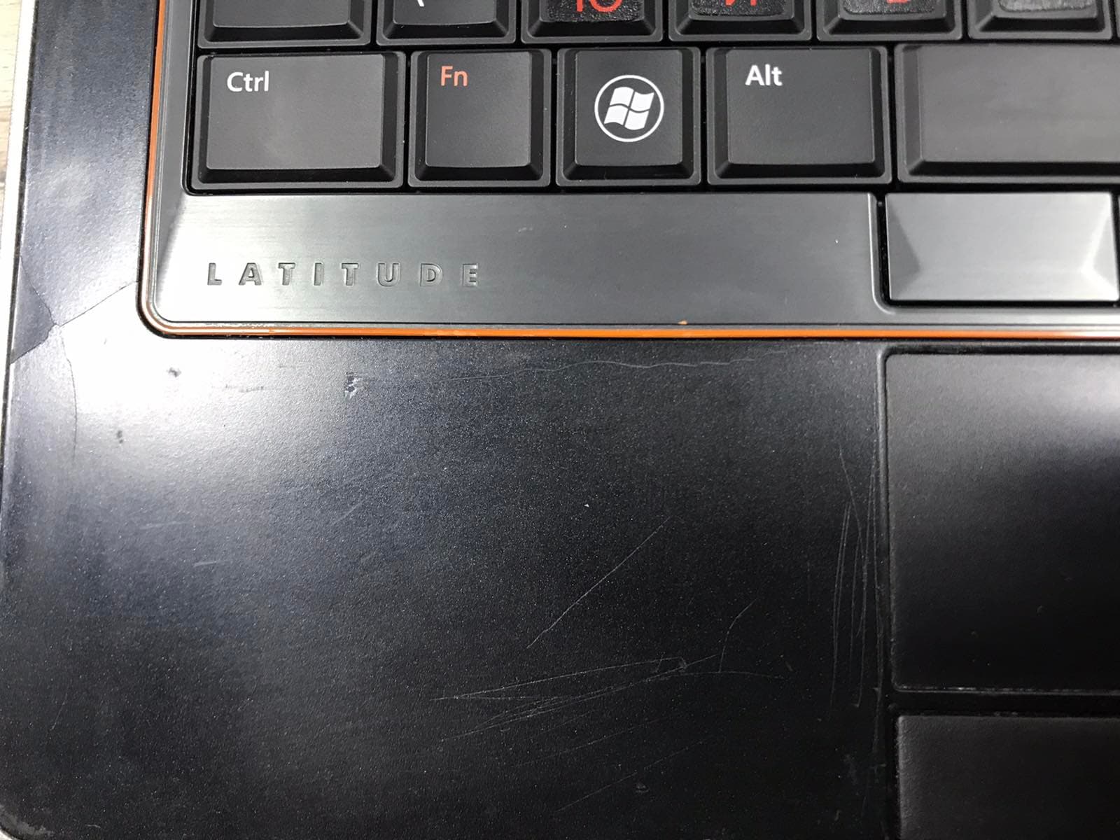 Dell E6320 image 1