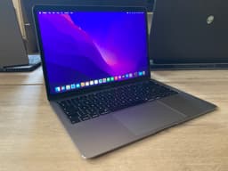 Apple Macbook Air 13 2018 A1932 image 1