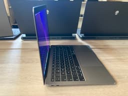 Apple Macbook Air 13 2018 A1932 image 4