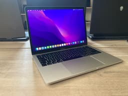 Apple Macbook Pro 13 2018 A1989 image 2