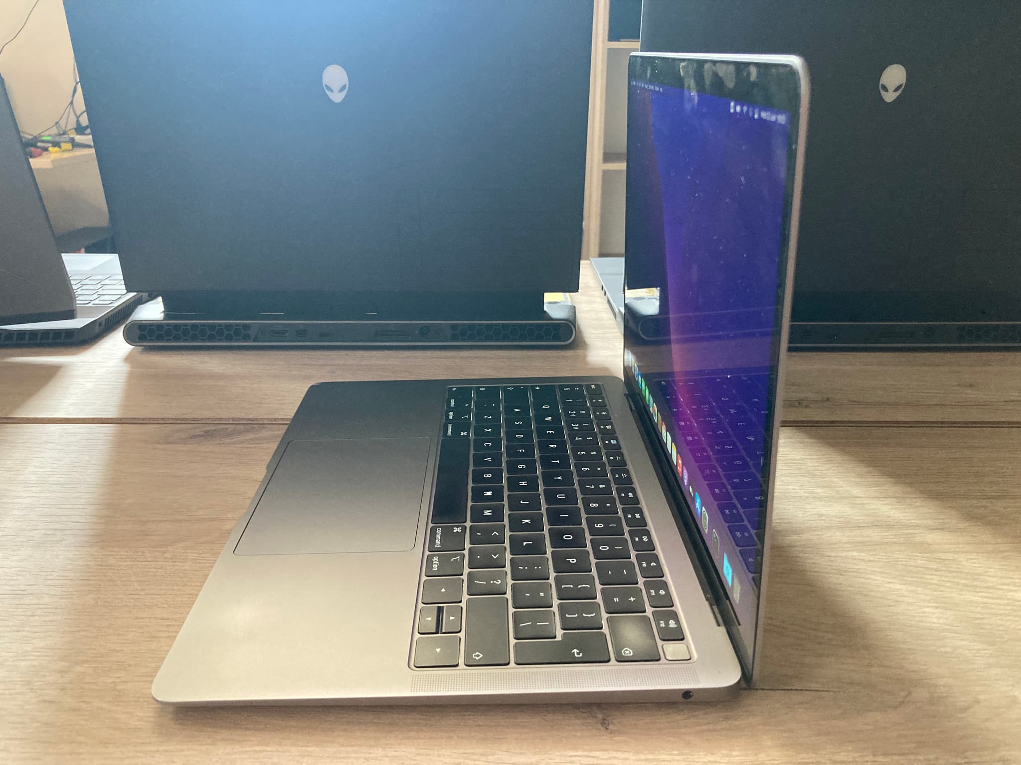 Apple Macbook Air 13 2018 A1932 image 3