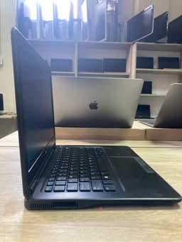 Dell Latitude E7250 image 4