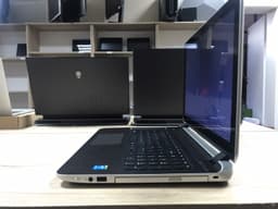 HP PAVILION 15-P image 2