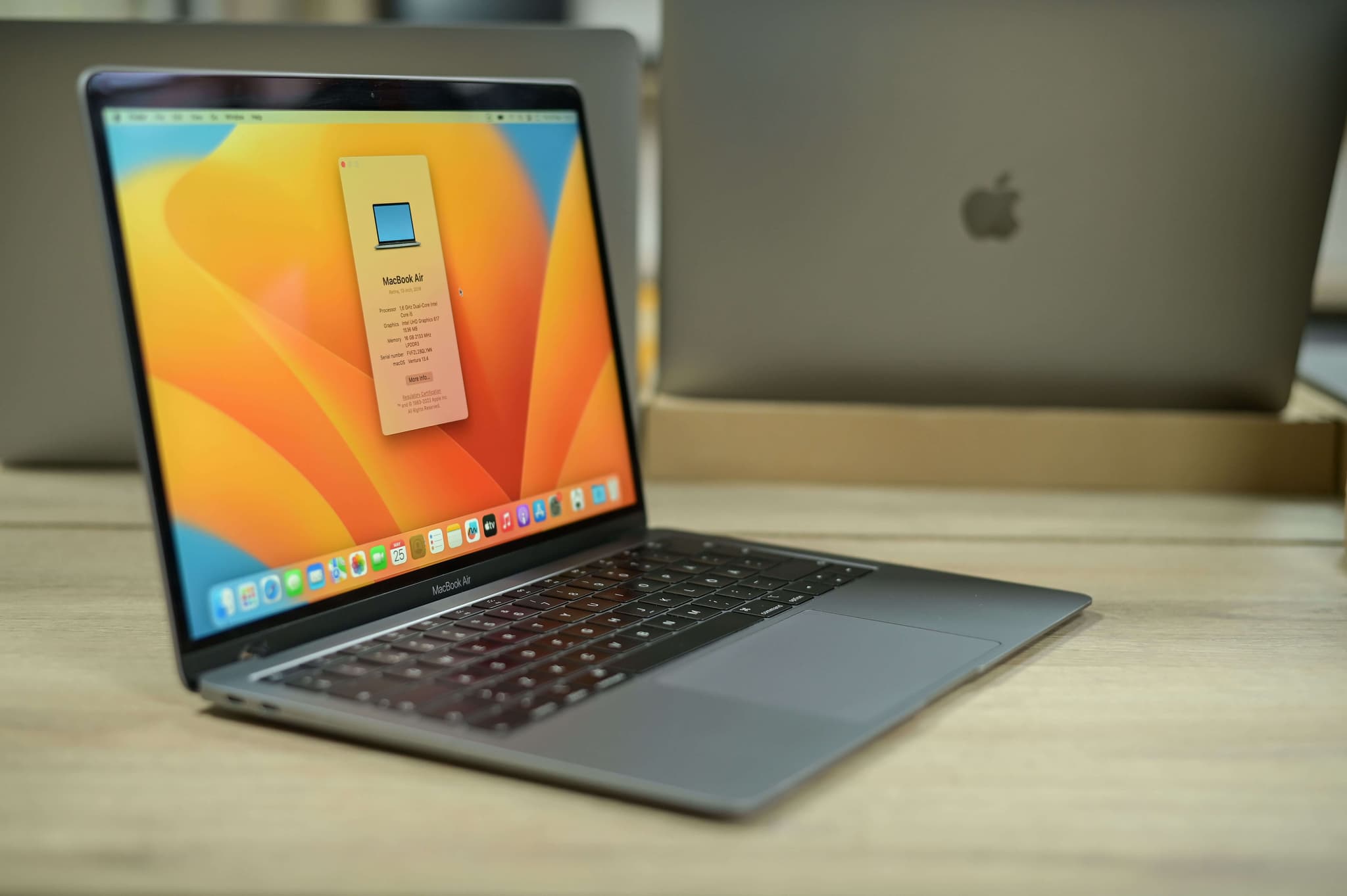 Apple Macbook Pro A1932 2019 image 1